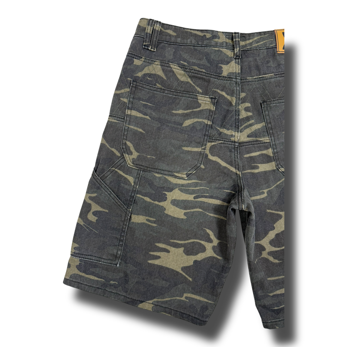 CAMO DROP SHORTS