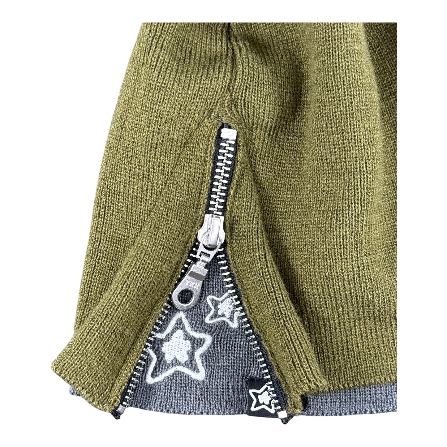 ZIPPER SKULLY