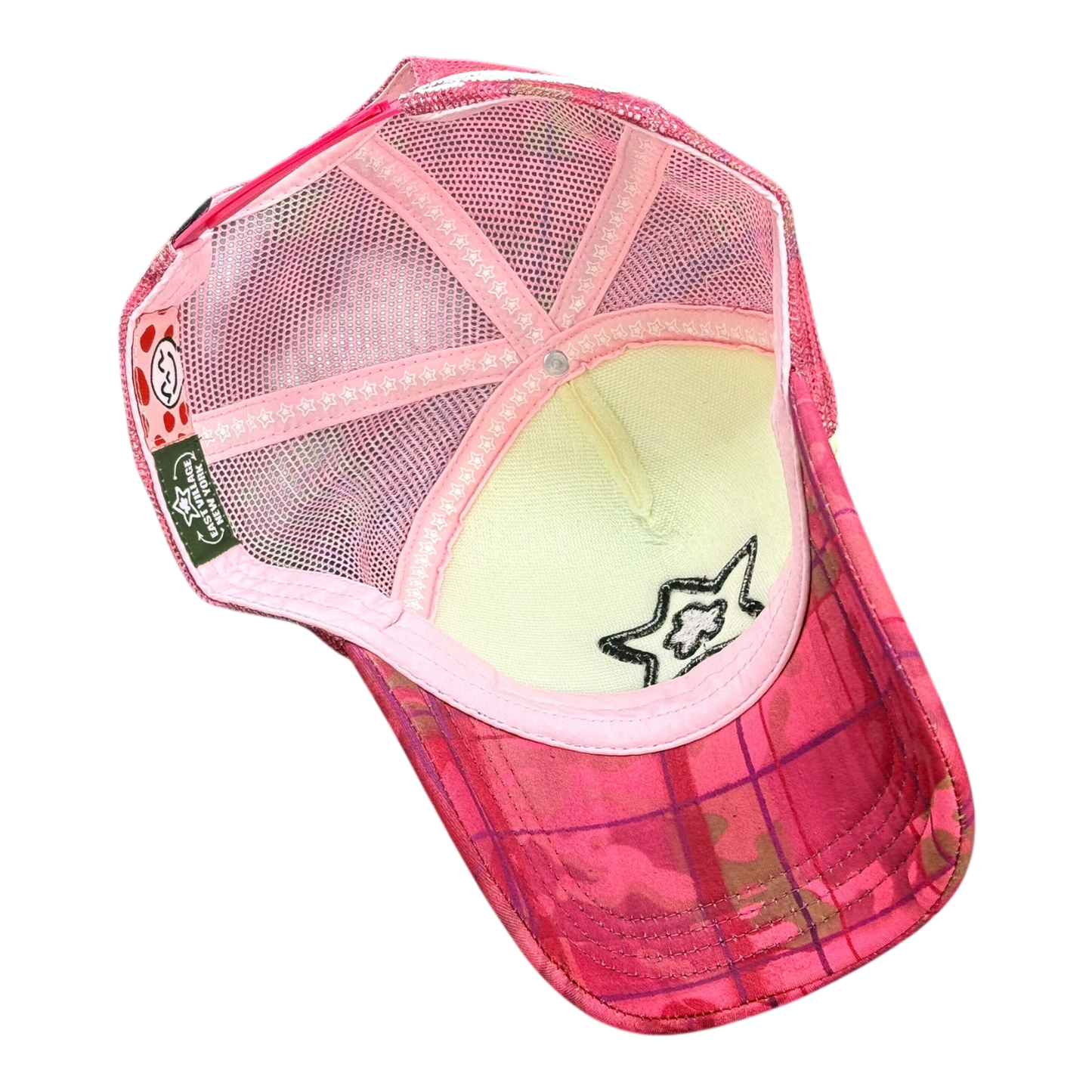 FOAM TRUCKER HAT CAMO PINK