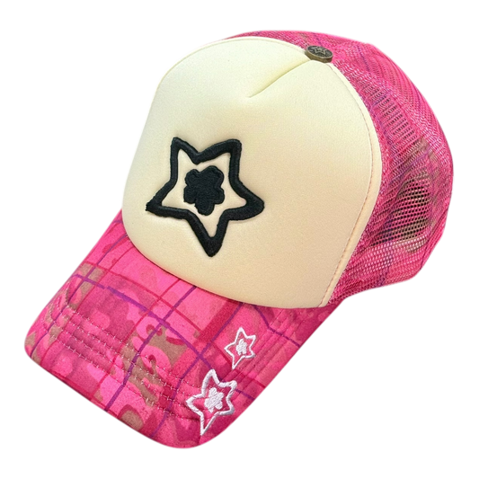 FOAM TRUCKER HAT CAMO PINK