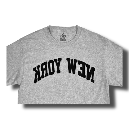 BACKWARDS NEW YORK TEE GREY