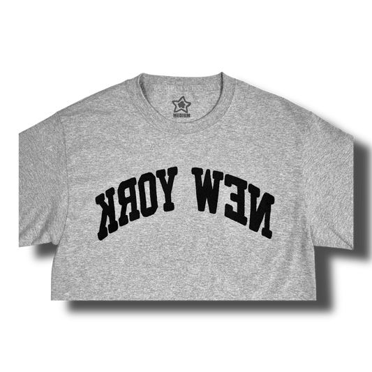 BACKWARDS NEW YORK TEE GREY