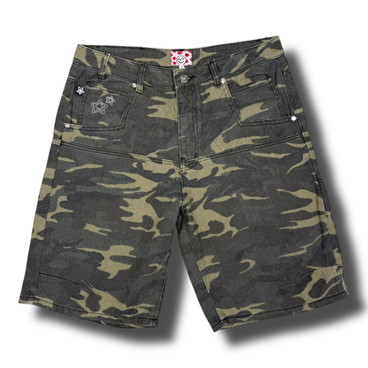 CAMO DROP SHORTS