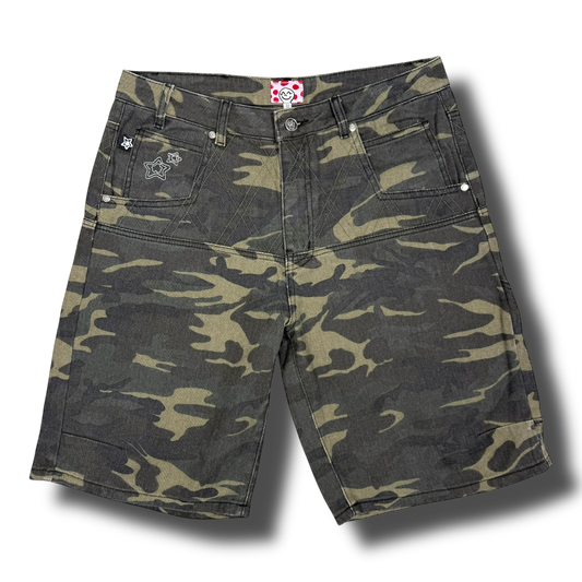 CAMO DROP SHORTS