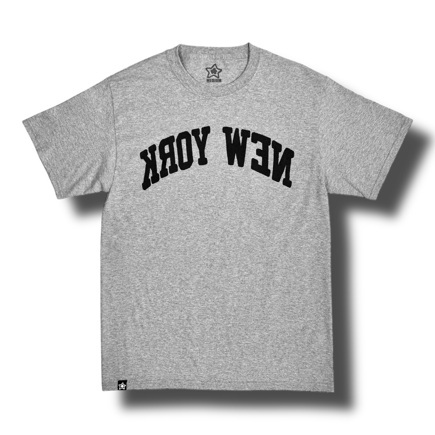 BACKWARDS NEW YORK TEE GREY