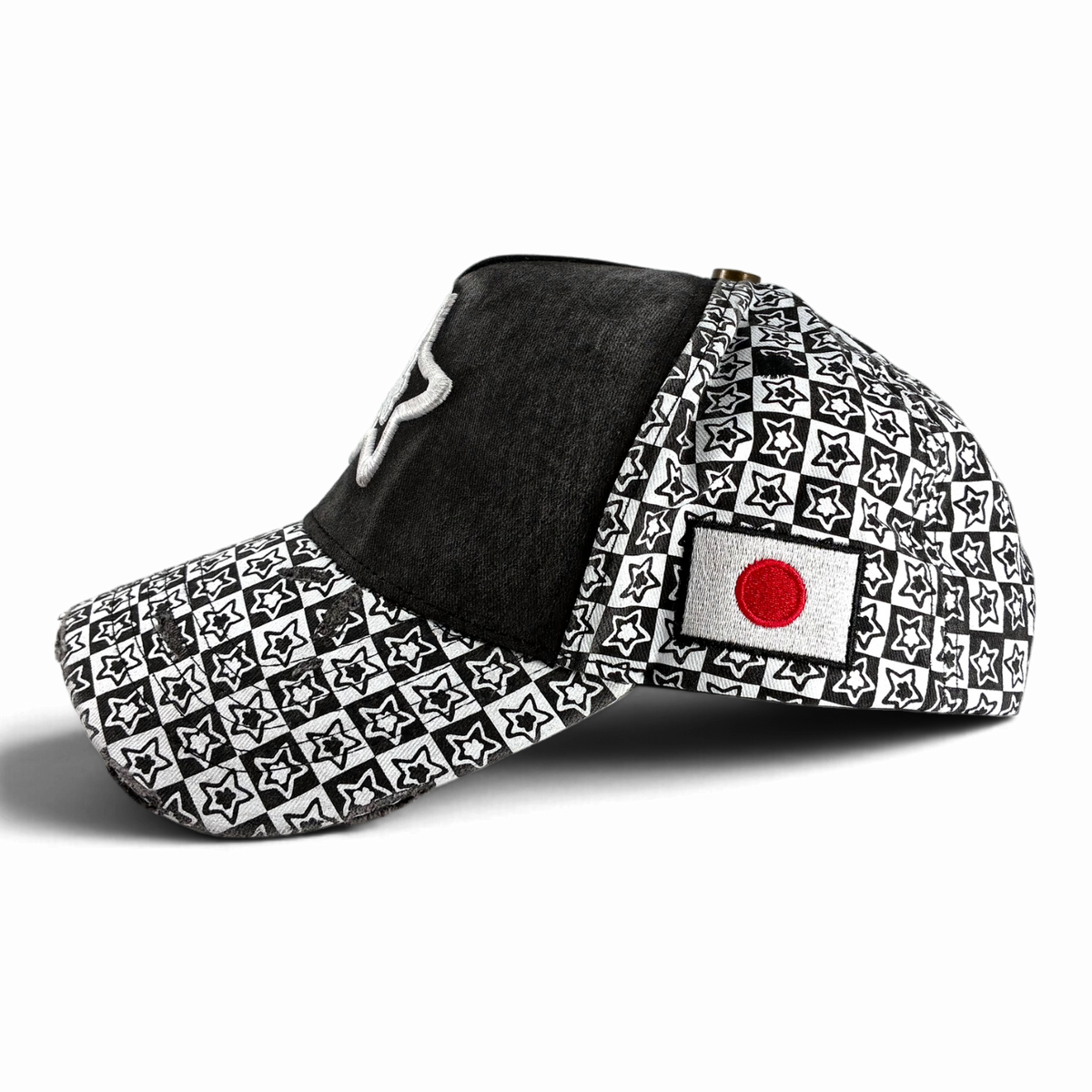 BLACK CHECKER TRUCKER HAT