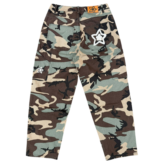 WOODLAND CAMO STAR JEANS