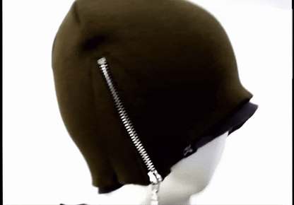 ZIPPER SKULLY